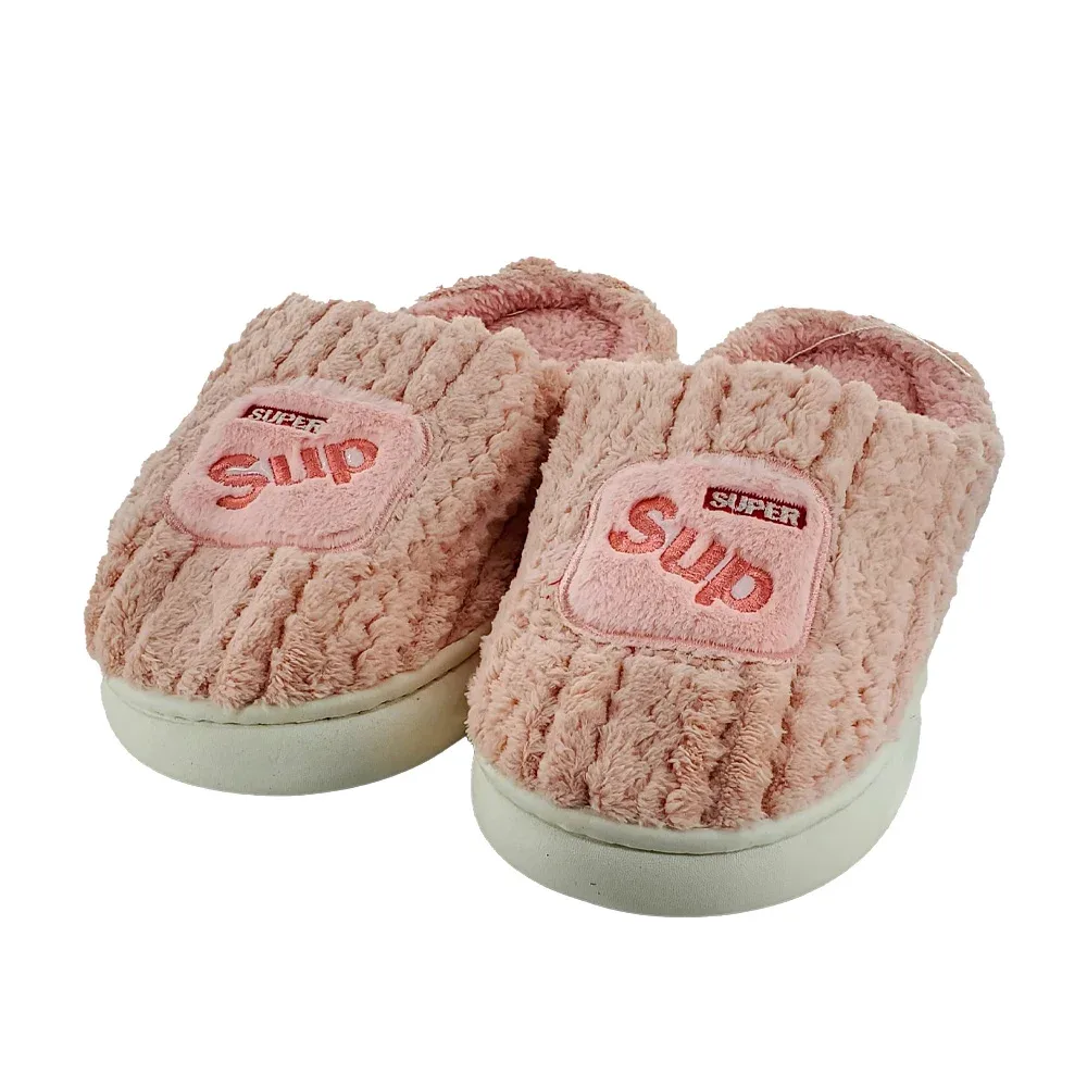 Par de pantuflas afelpadas con textura, suela de goma y bordado, variedad de colores y tallas / super / sup / c-2326