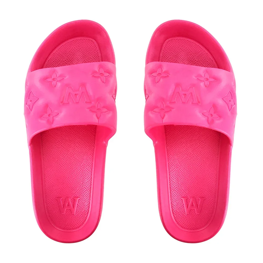 Par de sandalias de metedera con diseño monocromático, variedad de tallas