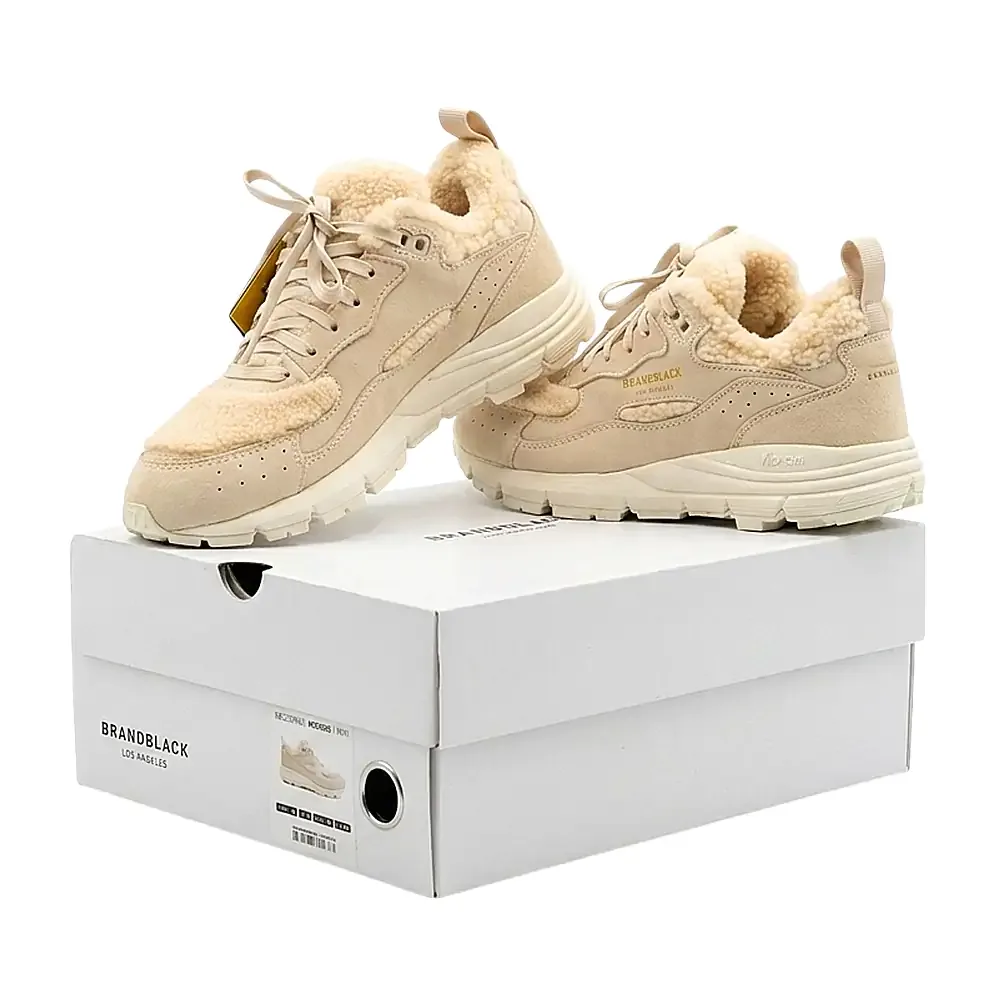 Par de tenis brandblank modelo nomo 2.0 shearling, unisex, variedad de tallas